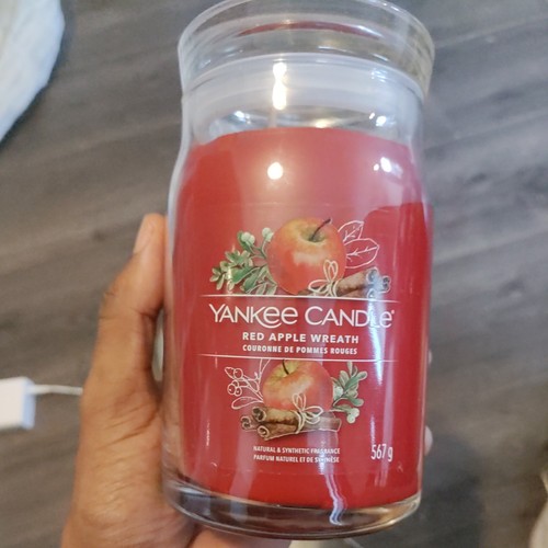 Yankee candle signature - candle,