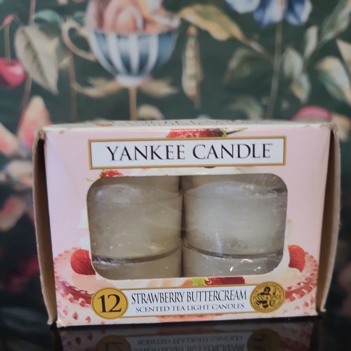 Yankee candle strawberry - yankee,