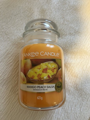 Yankee candle mango - candle, peach